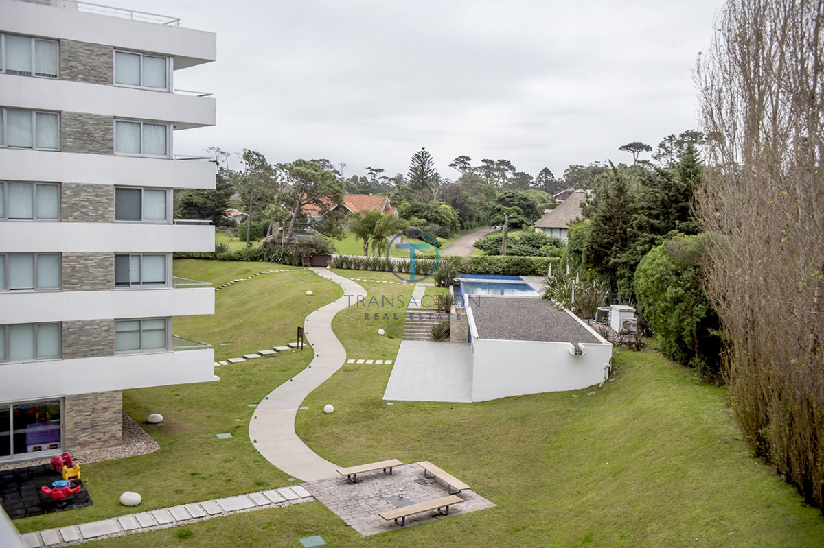 Apartamento ID.517/Apartamento-de-3-dormitorios-en-South-Beach,-Punta-del-Este- - Departamento de 3 dormitorios en venta. Gran Oportunidad en Playa Mansa.