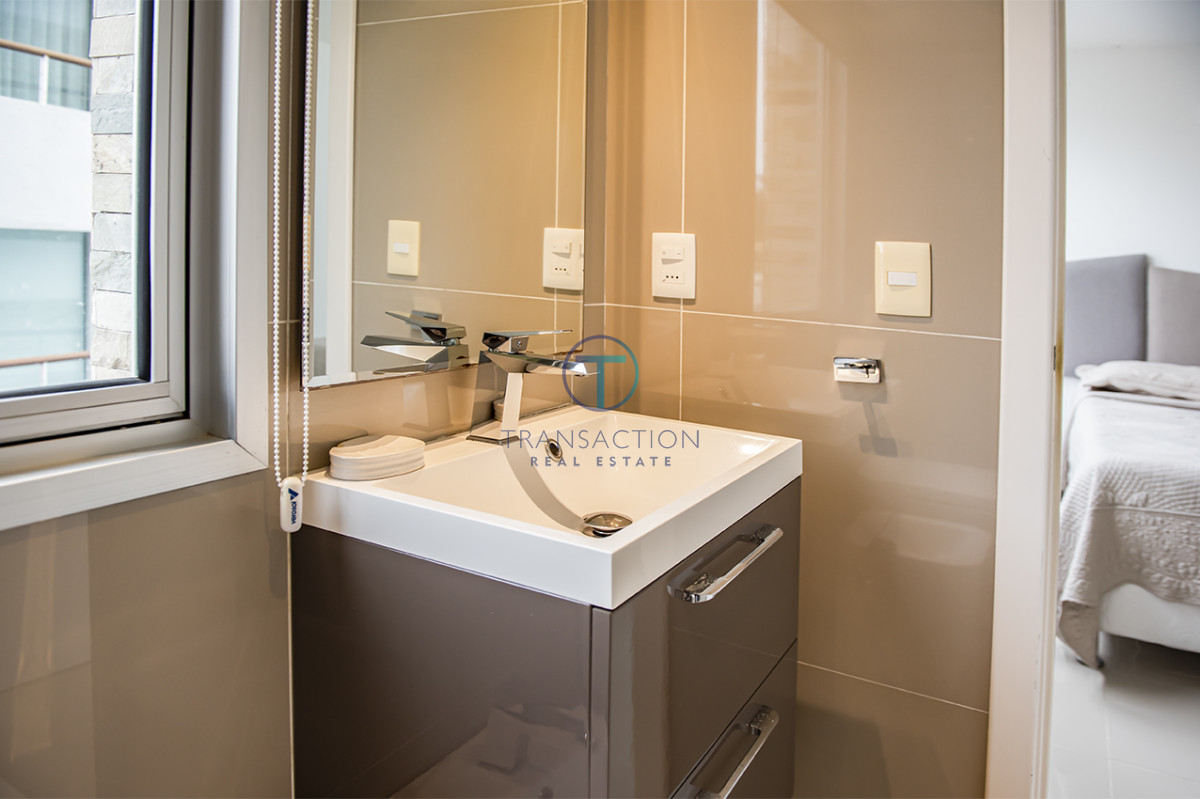 Apartamento ID.517/Apartamento-de-3-dormitorios-en-South-Beach,-Punta-del-Este- - Departamento de 3 dormitorios en venta. Gran Oportunidad en Playa Mansa.