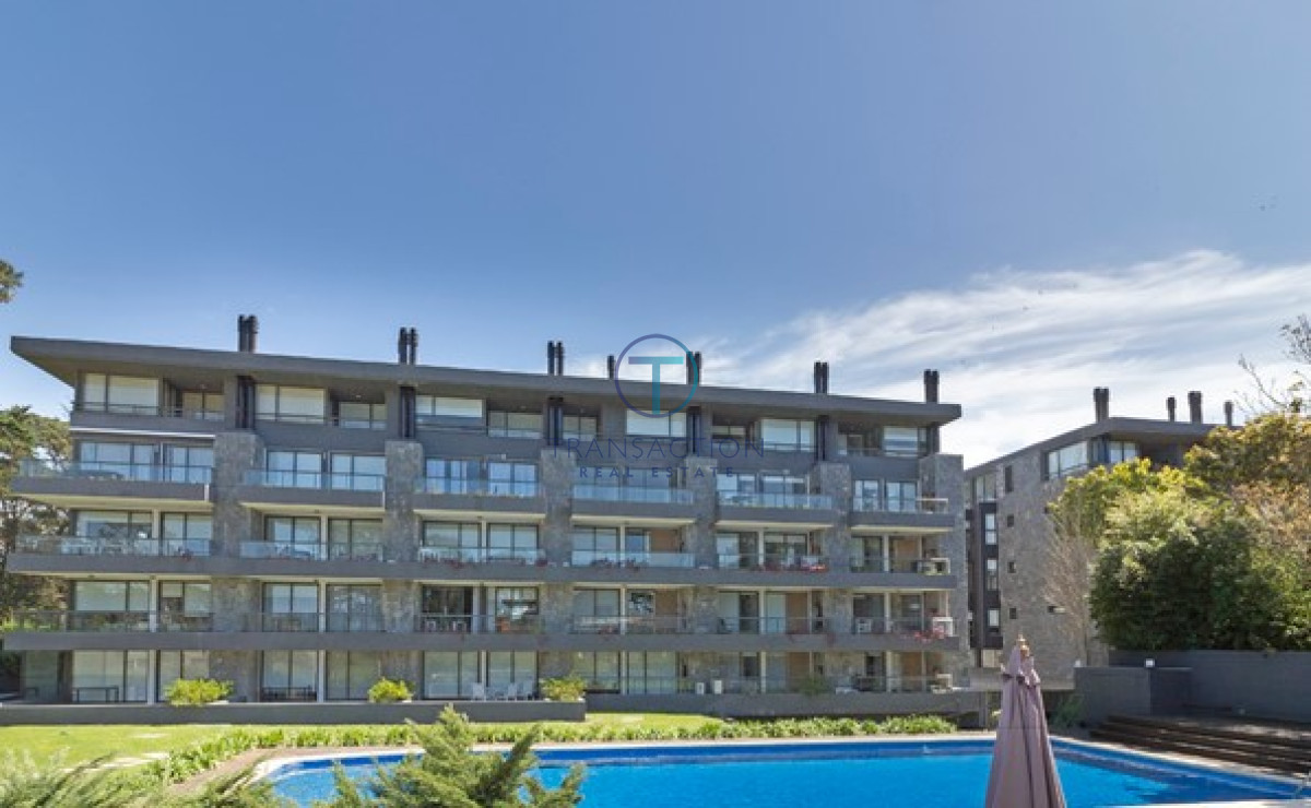 Apartamento ID.472/  - Venta, 1 dormitorio Edificio Unique, Punta del Este