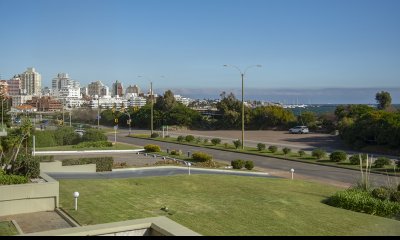 Hermoso Departamento de 3 dormitorios en venta frente al mar.