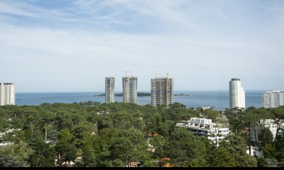 Apartamento de 2 dormitorios en Edificio Parquemar Roosevelt , Punta del este