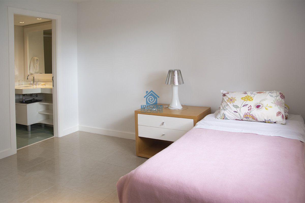 Apartamento ID.824 - PRIMERA LINEA PUNTA DEL ESTE, PLAYA MANSA