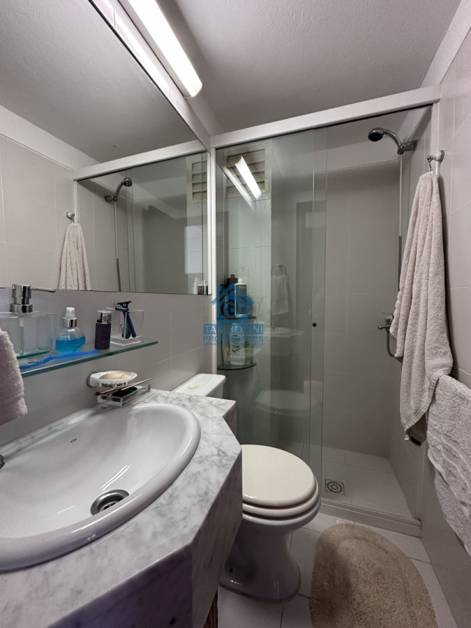 Apartamento ID.588 - Vende apto en Peninsula de 3 dormitorios con vista al Puerto, Punta del Este