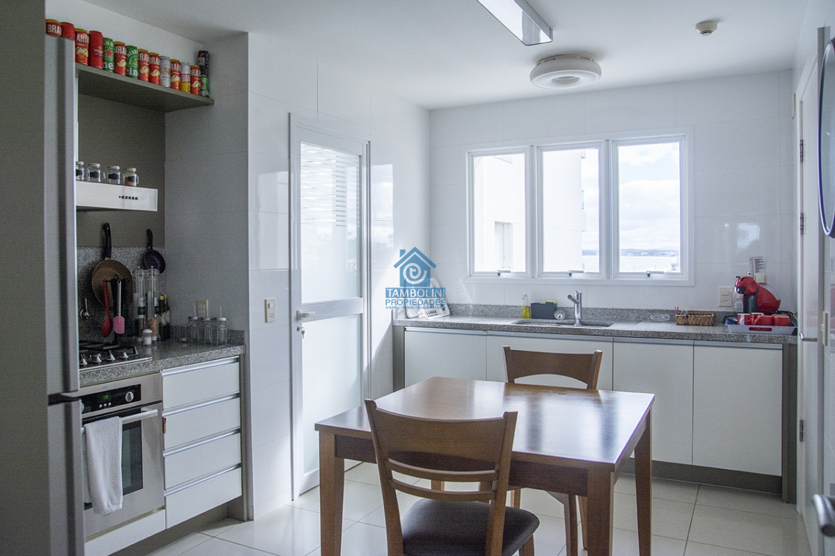 Apartamento ID.824 - PRIMERA LINEA PUNTA DEL ESTE, PLAYA MANSA