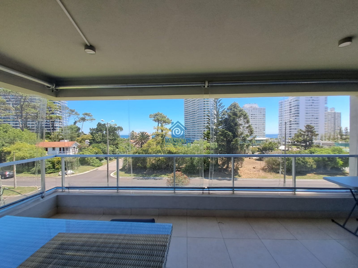 Apartamento ID.964 - PH en playa mansa , departamento en Edificio Monet de 2 dormitorios, Punta Del Este
