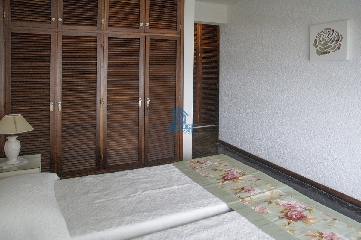Apartamento ID.624 - Apartamento en Venta de 3 dormitorios en parada 2 de playa brava, cerca de servicios en Punta del Este 