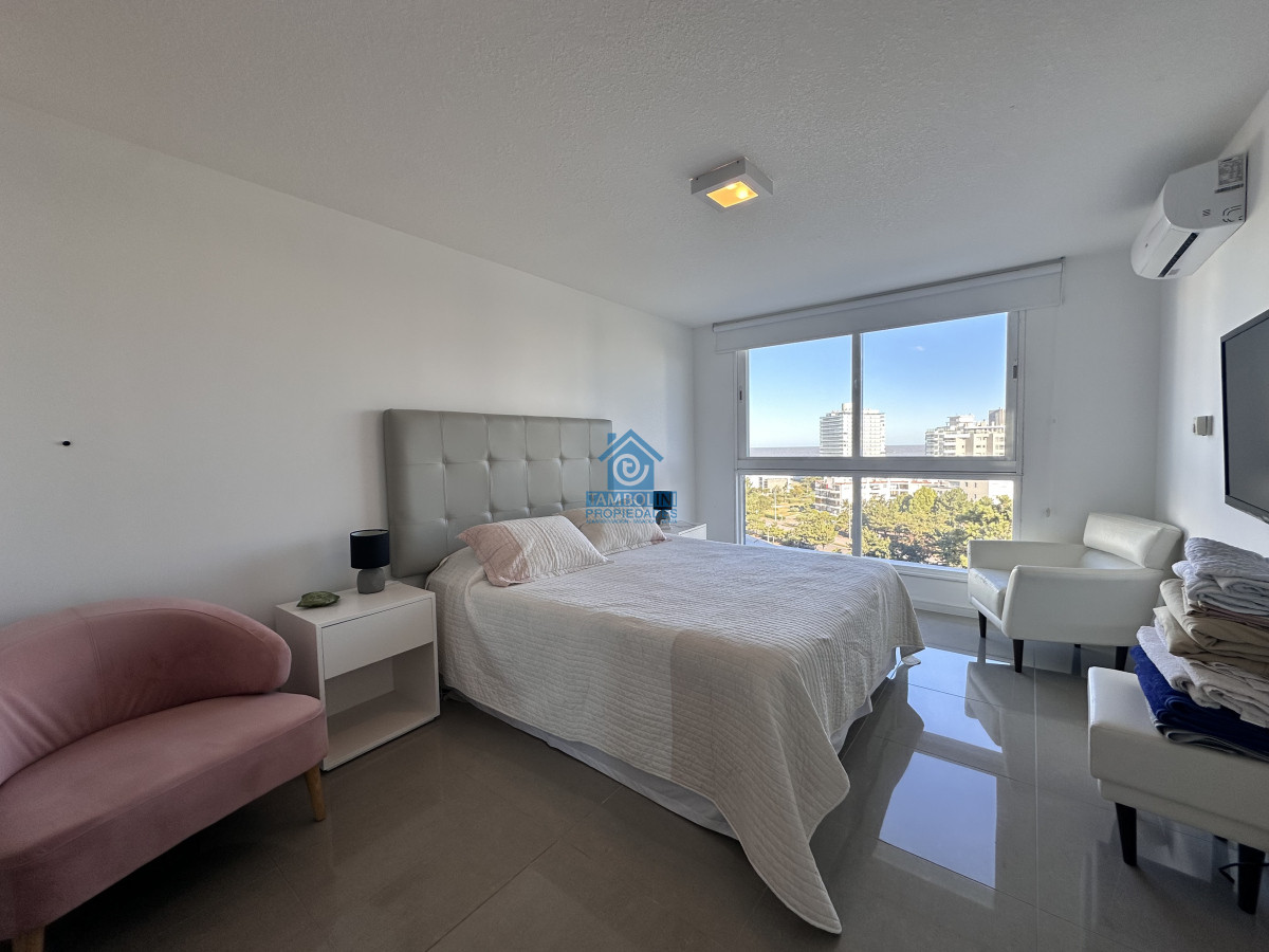 Apartamento ID.1091 - Vende departamento en Torre One II, Punta del este