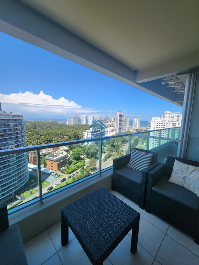 Apartamento ID.1092 - En venta apartamento de 1 dormitorio, con excelente vista en Roosevelt, Punta del Este