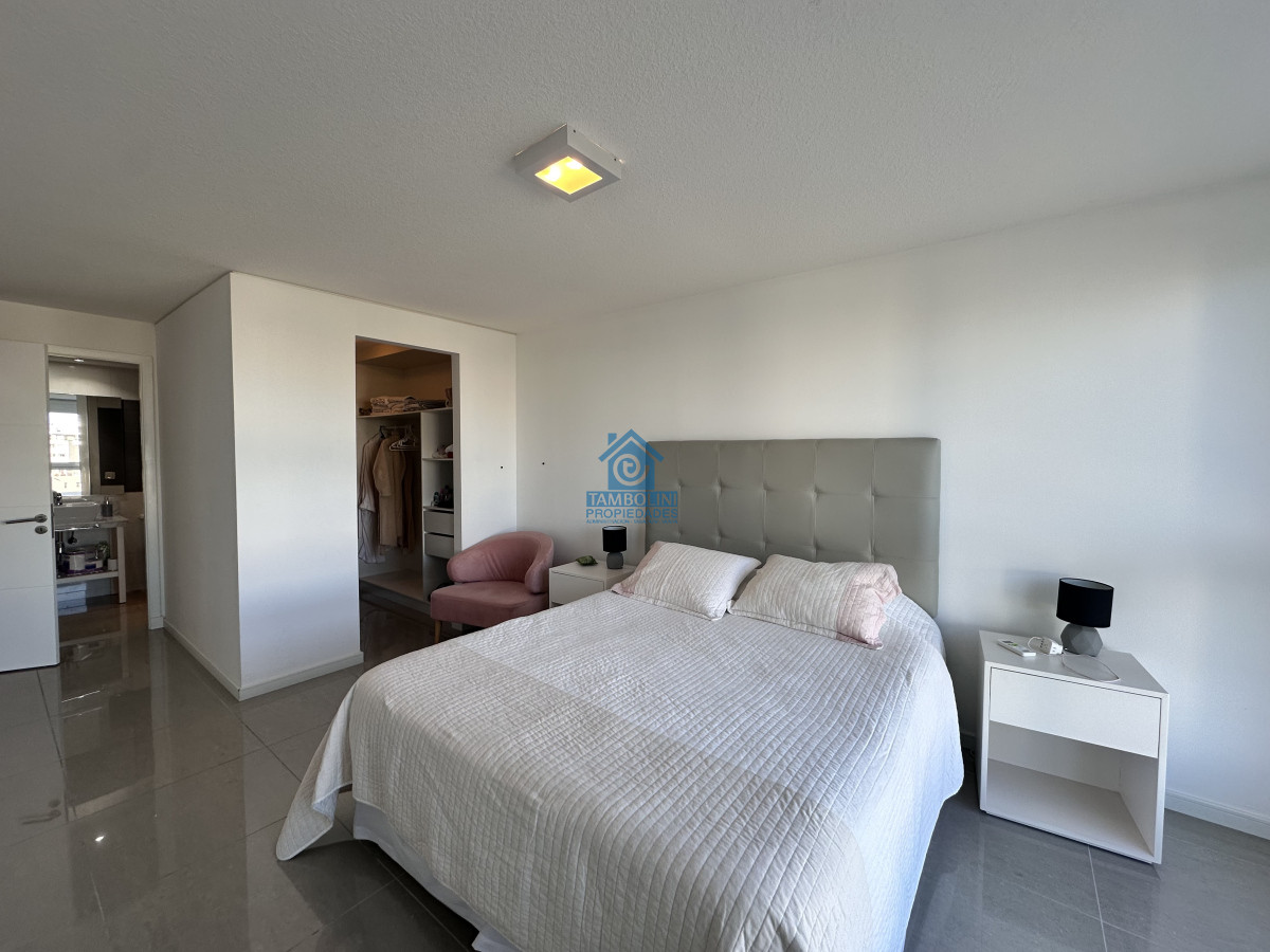 Apartamento ID.1091 - Vende departamento en Torre One II, Punta del este