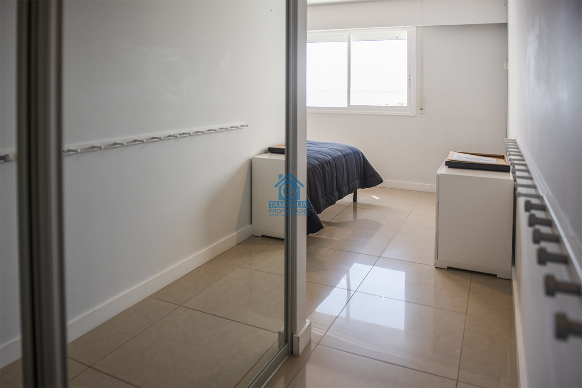 Apartamento ID.823 - PRIMERA LINEA PUNTA DEL ESTE, PLAYA MANSA- TORRE AQUARELLA