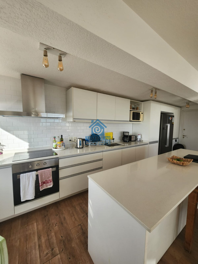 Apartamento ID.1125 - Apartamento en Venta de 3 dormitorios en Península , Punta del este 