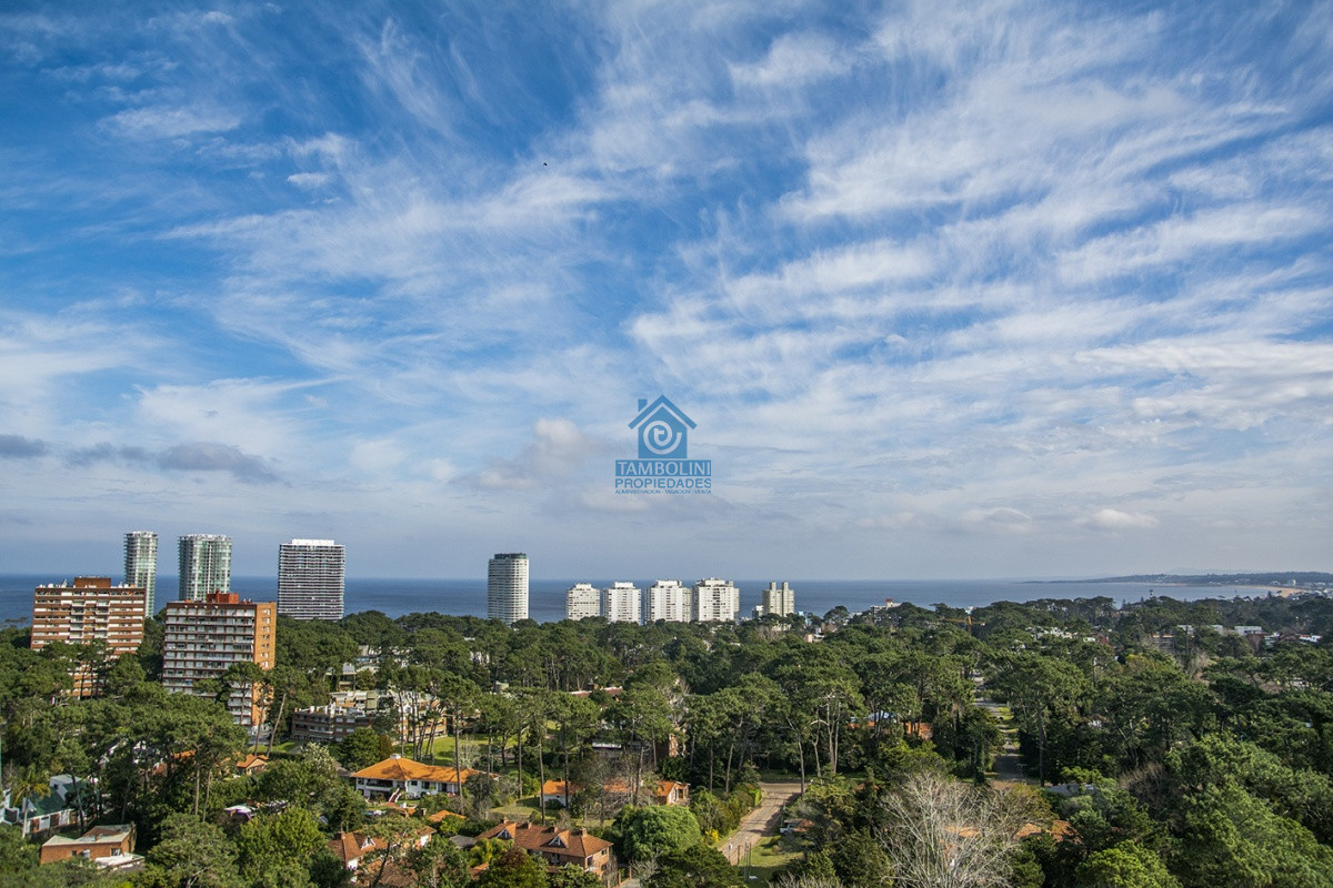 Apartamento ID.1140 - Departamento en venta de 3 dormitorios con vista en Punta del Este