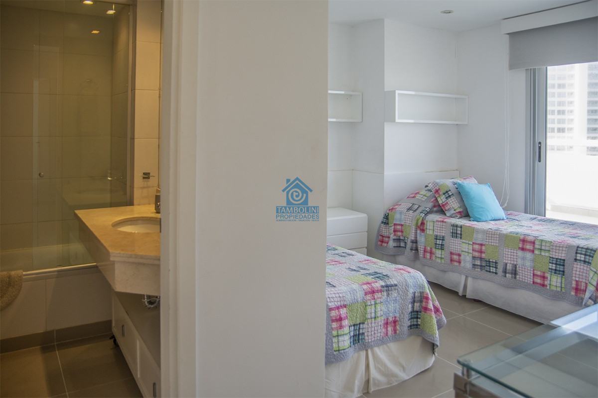 Apartamento ID.833 - Departamento en piso alto, Quartier del Mar, en venta.