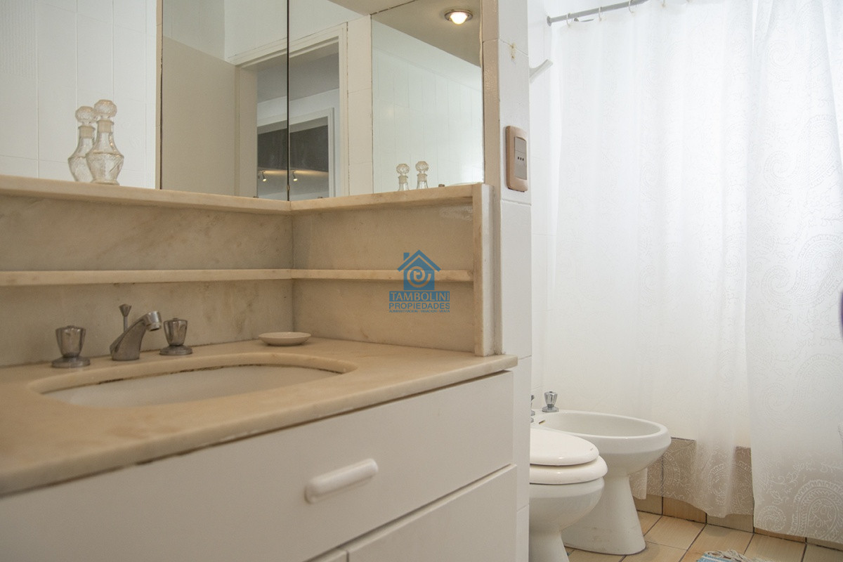 Apartamento ID.1119 - Hermosa vista y cómodos espacios a pasos del mar.