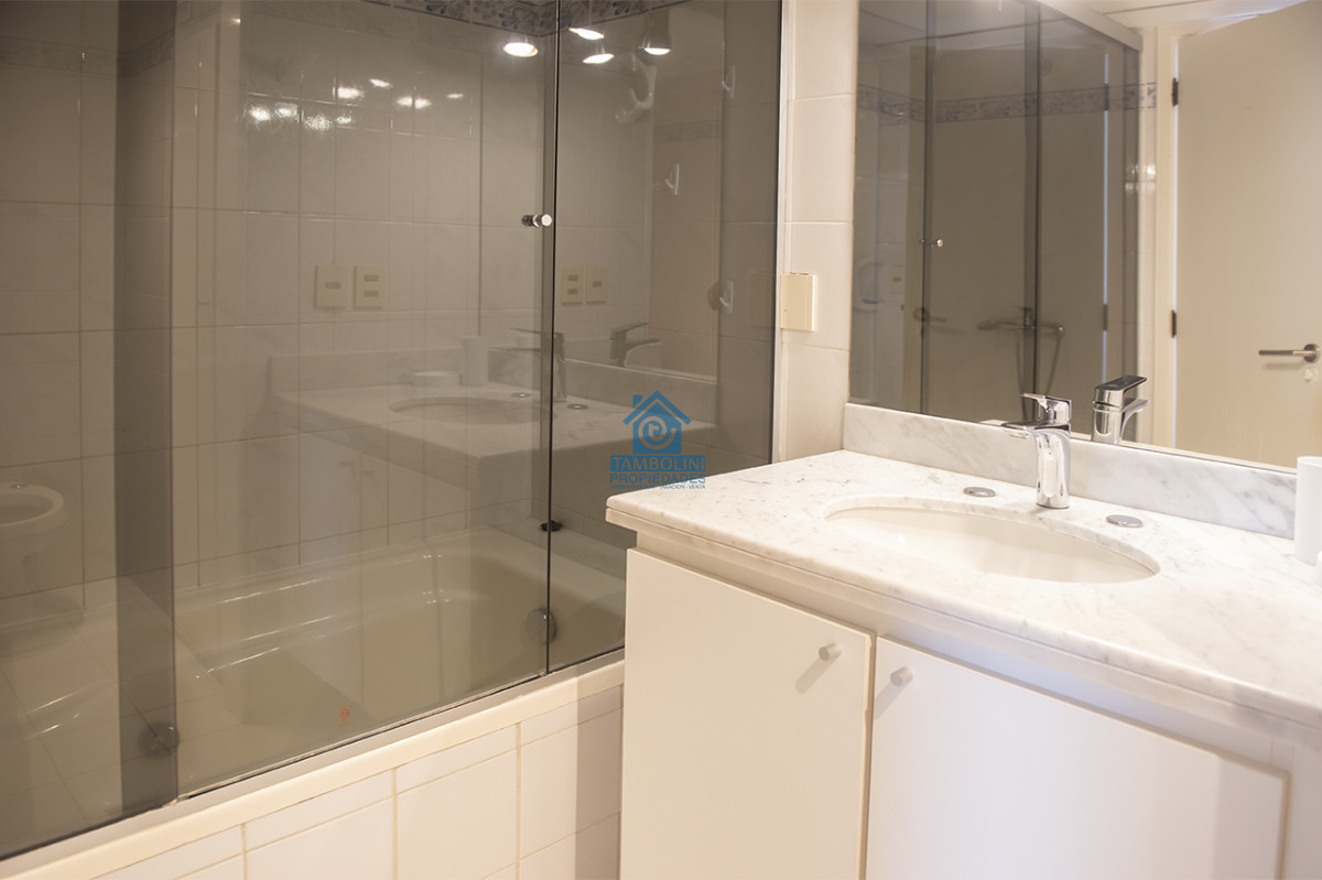 Apartamento ID.1120 - APARTAMENTO EN VENTA 2 DORMITORIOS, PLAYA MANSA