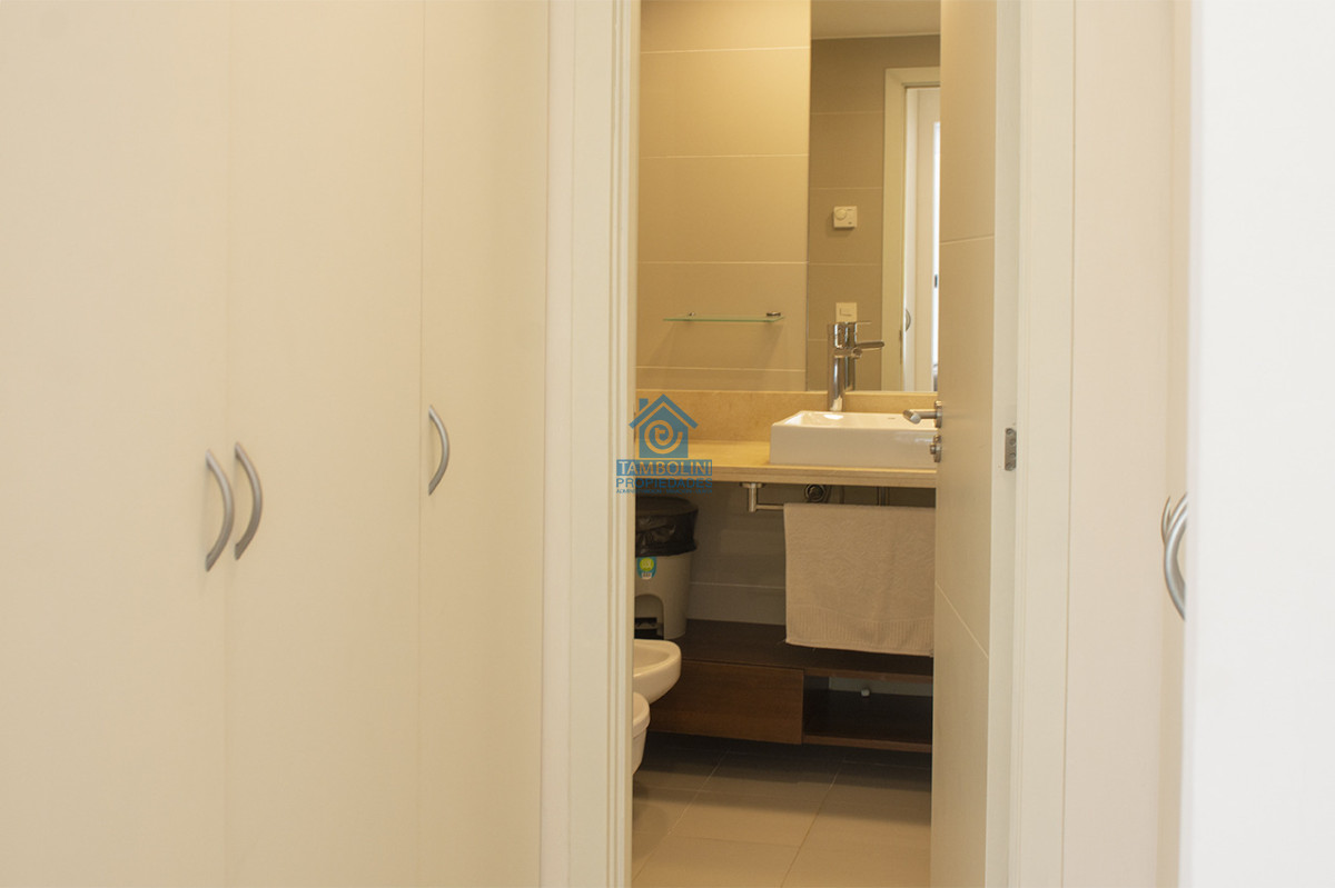 Apartamento ID.1150 - Apartamento en Venta de 2 dormitorios en Punta del Este  