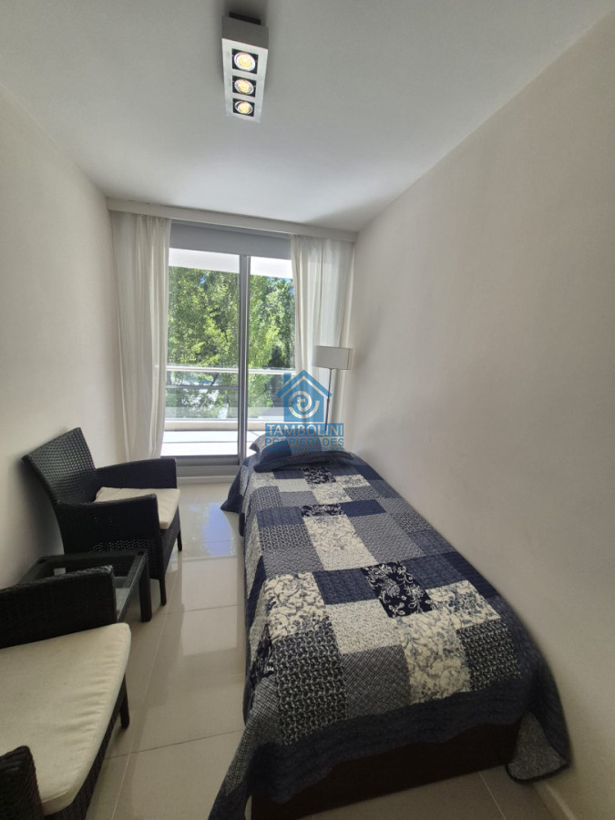 Apartamento ID.1150 - Apartamento en Venta de 2 dormitorios en Punta del Este  