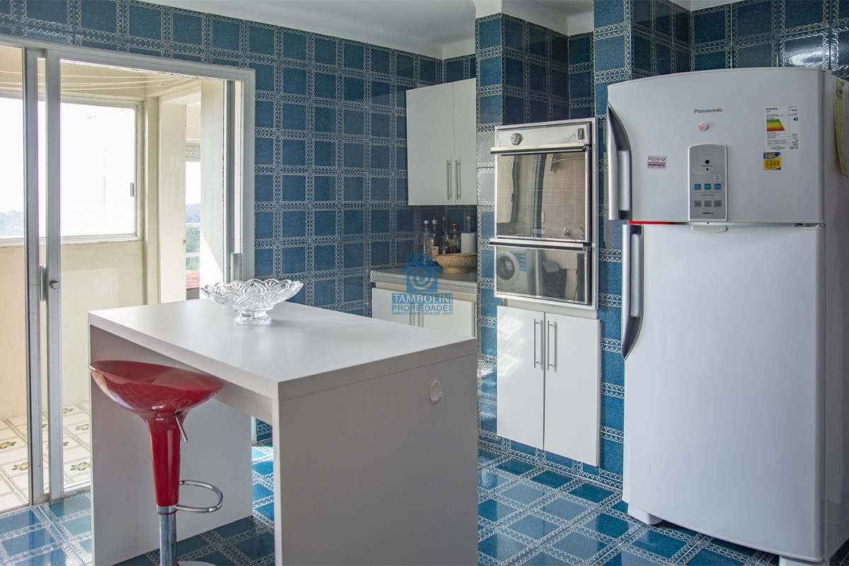 Apartamento ID.1140 - Departamento en venta de 3 dormitorios con vista en Punta del Este