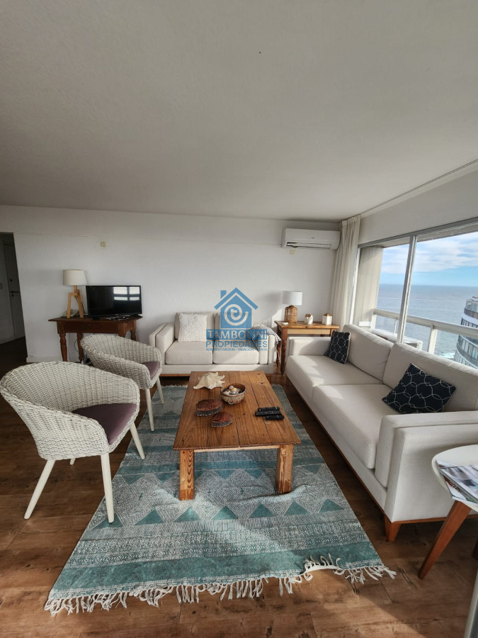 Apartamento ID.1125 - Apartamento en Venta de 3 dormitorios en Península , Punta del este 