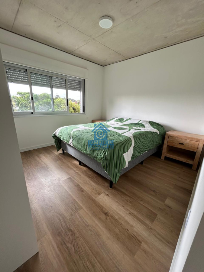 Apartamento ID.769 - Alquiler anual 2 dormitorios en Punta del Este 
