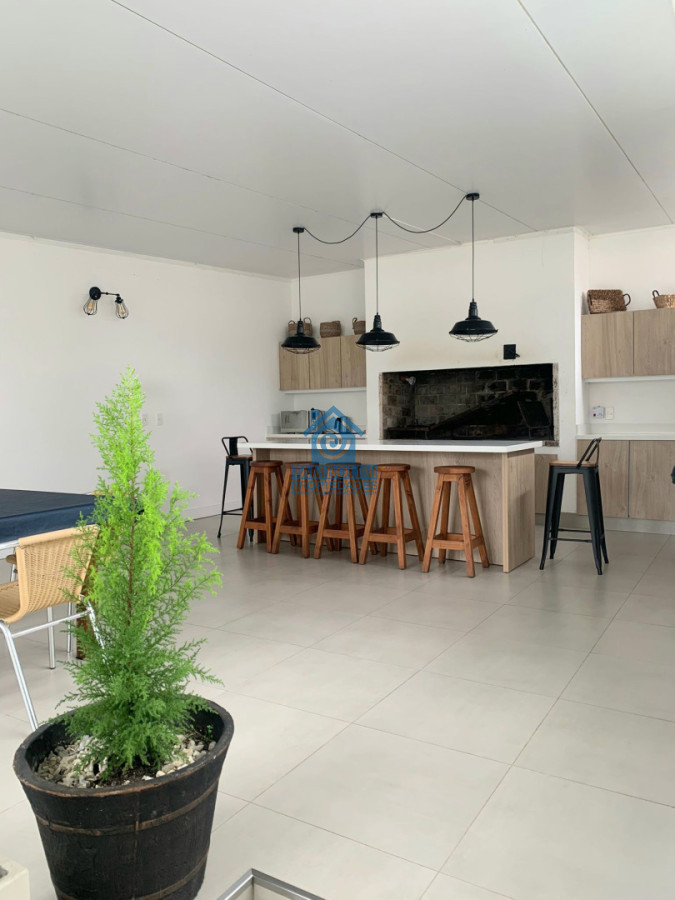 Apartamento ID.1160 - Punta del Este - Península Venta 2 dormitorios + dependencia.