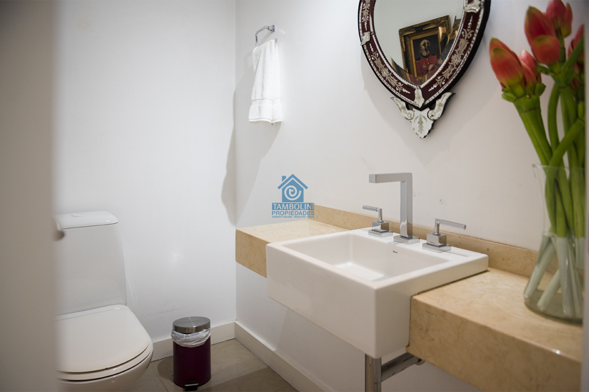 Apartamento ID.823 - PRIMERA LINEA PUNTA DEL ESTE, PLAYA MANSA- TORRE AQUARELLA