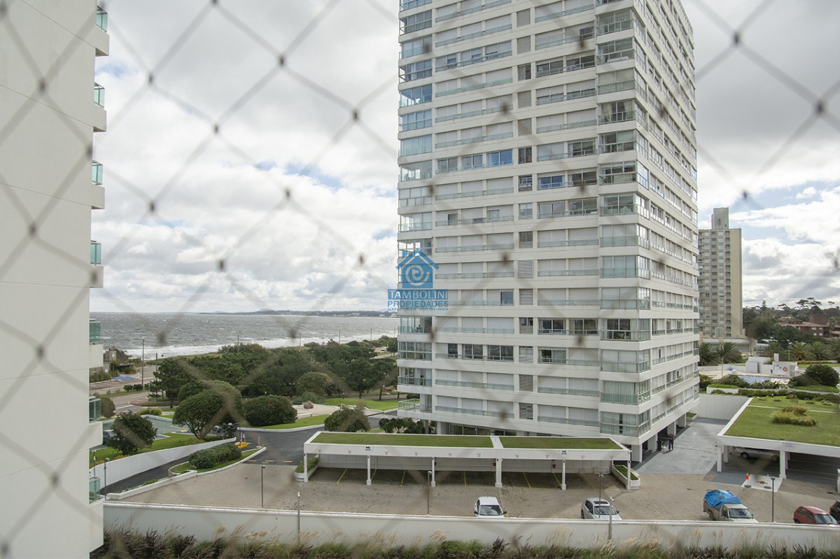 Apartamento ID.824 - PRIMERA LINEA PUNTA DEL ESTE, PLAYA MANSA