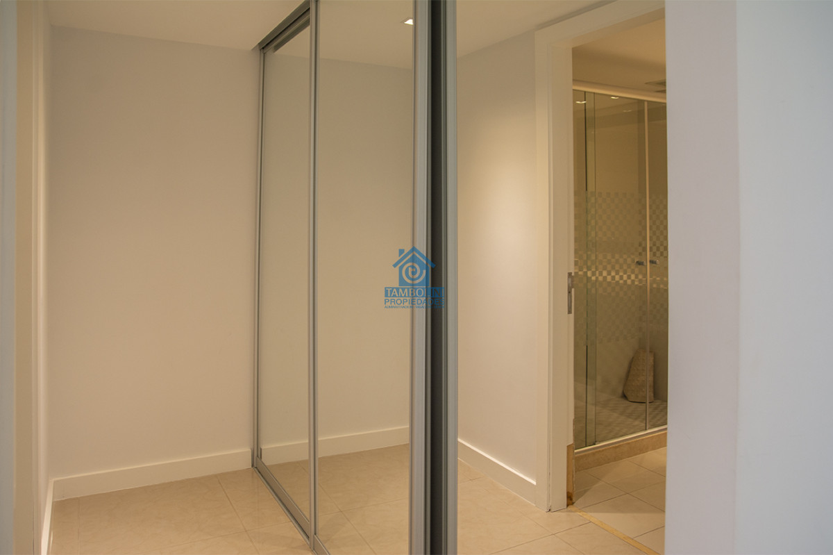 Apartamento ID.824 - PRIMERA LINEA PUNTA DEL ESTE, PLAYA MANSA