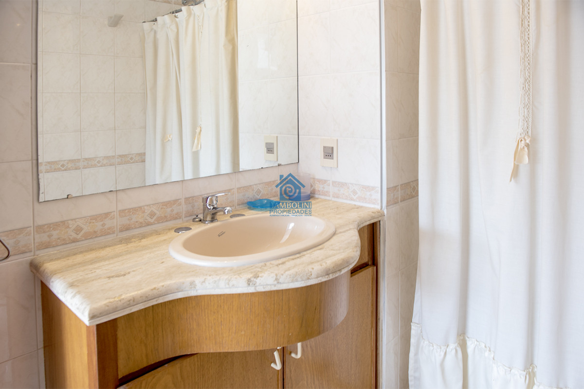 Apartamento ID.1135 - Vende departamento de 3 dormitorios en Ocean Tower, Punta del Este 
