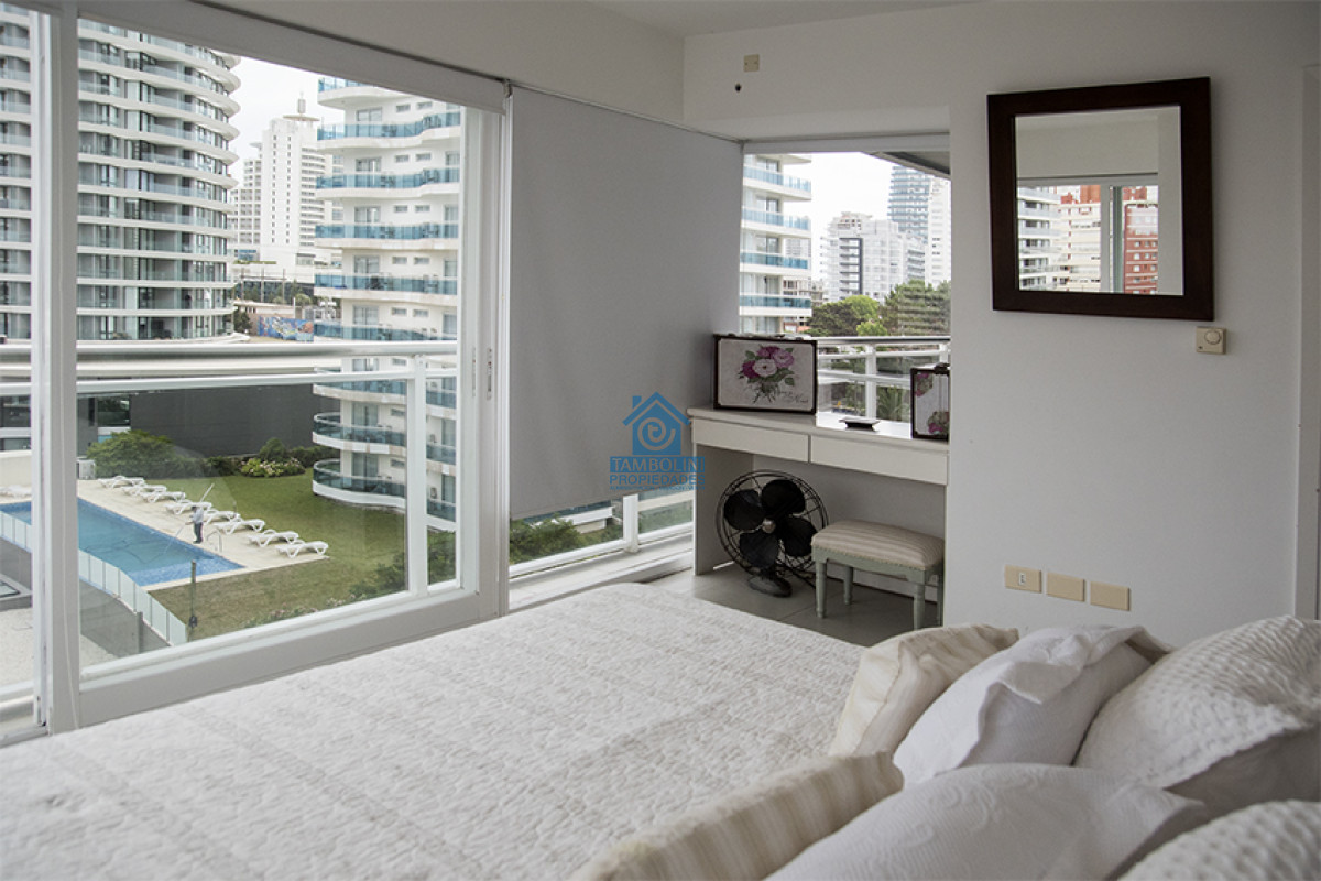 Apartamento ID.1136 -  Departamento en venta y alquiler de 3 dormitorios en Playa Brava , Punta del este 