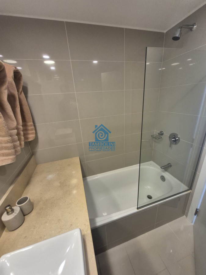 Apartamento ID.1150 - Apartamento en Venta de 2 dormitorios en Punta del Este  