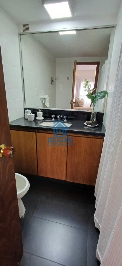 Apartamento ID.1160 - Punta del Este - Península Venta 2 dormitorios + dependencia.