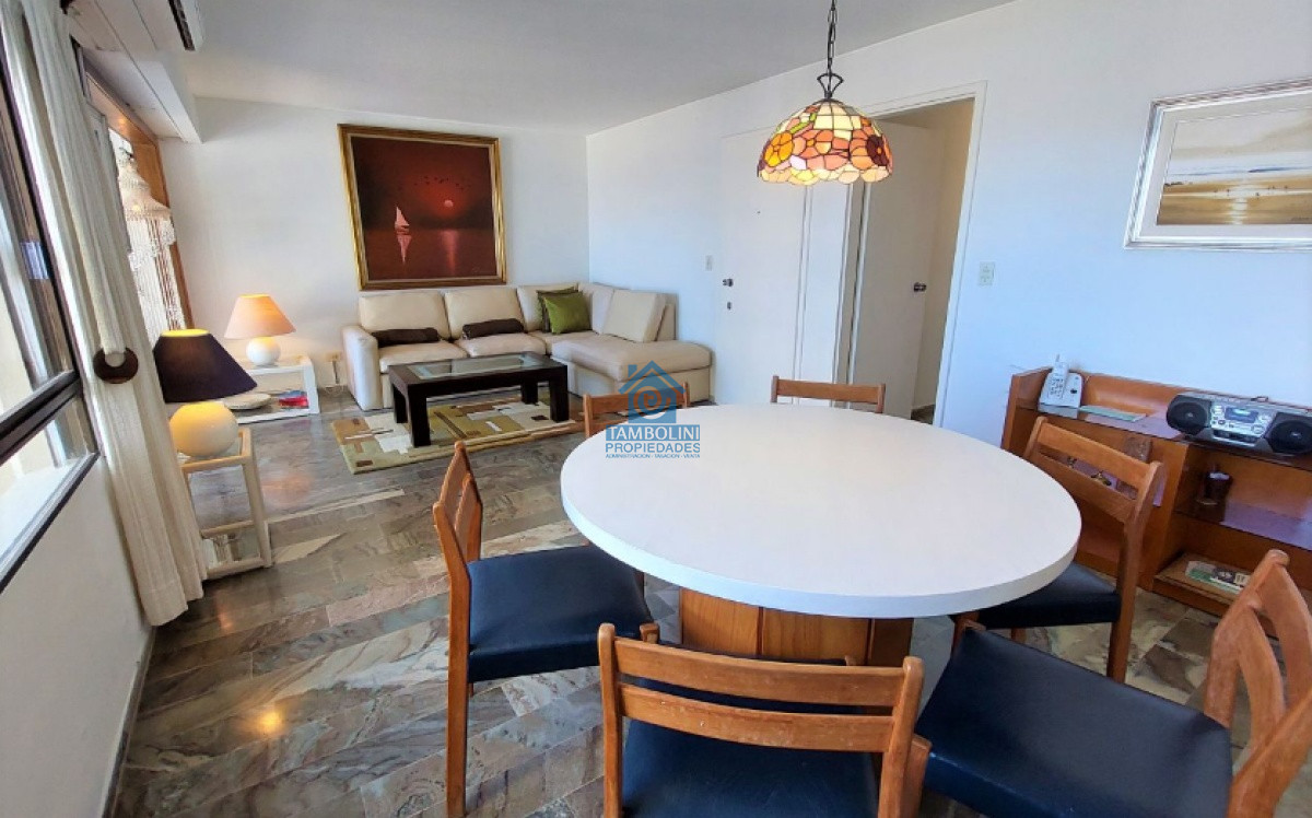 Apartamento ID.587 - En venta departamento en Parquemar Center con panorama al mar.