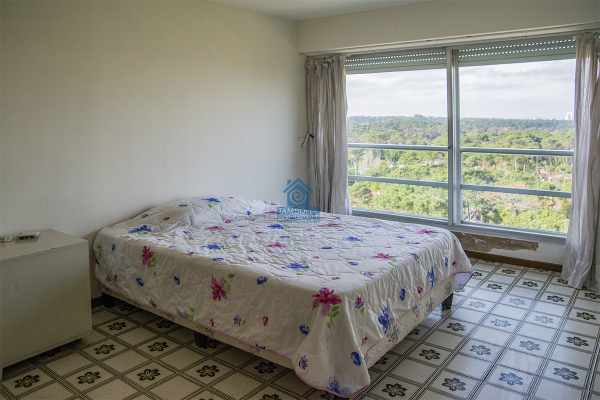 Apartamento ID.1140 - Departamento en venta de 3 dormitorios con vista en Punta del Este