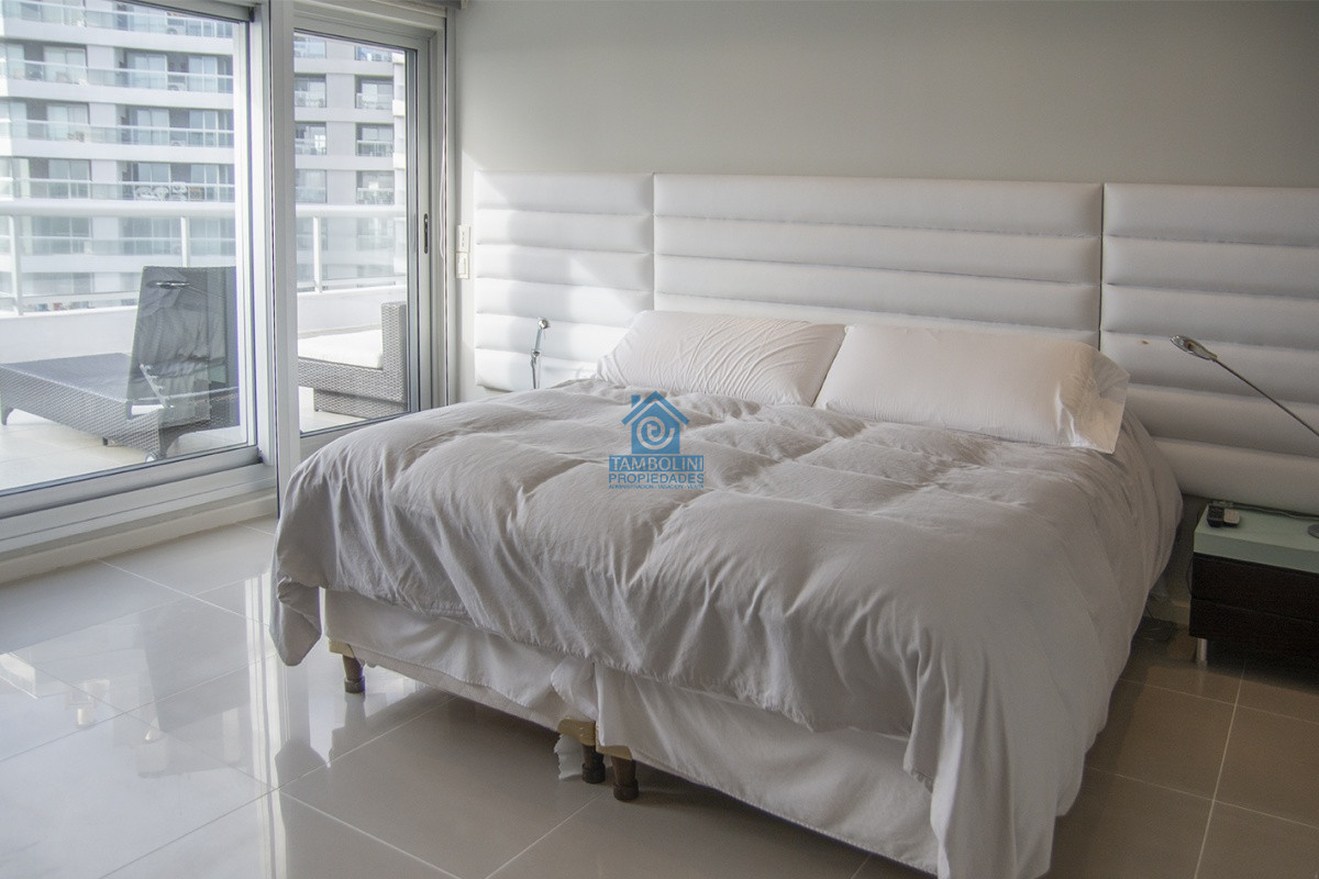 Apartamento ID.833 - Departamento en piso alto, Quartier del Mar, en venta.