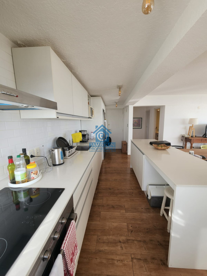 Apartamento ID.1125 - Apartamento en Venta de 3 dormitorios en Península , Punta del este 