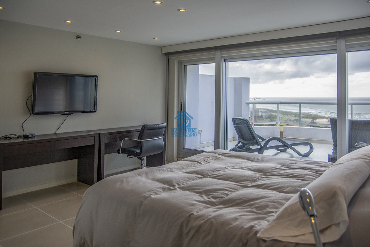 Apartamento ID.833 - Departamento en piso alto, Quartier del Mar, en venta.