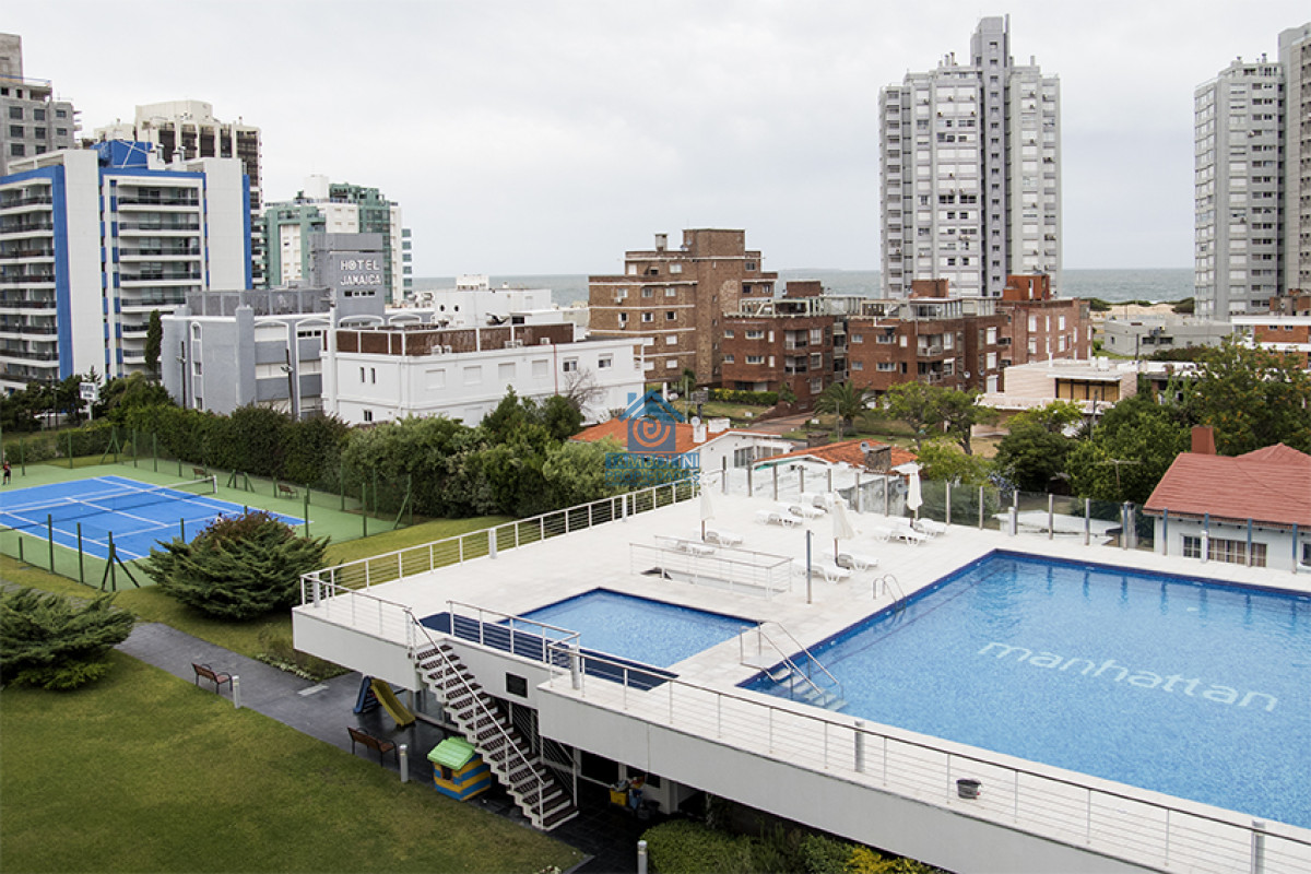 Apartamento ID.1136 -  Departamento en venta y alquiler de 3 dormitorios en Playa Brava , Punta del este 