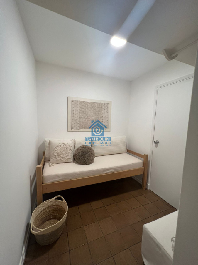 Apartamento ID.1160 - Punta del Este - Península Venta 2 dormitorios + dependencia.
