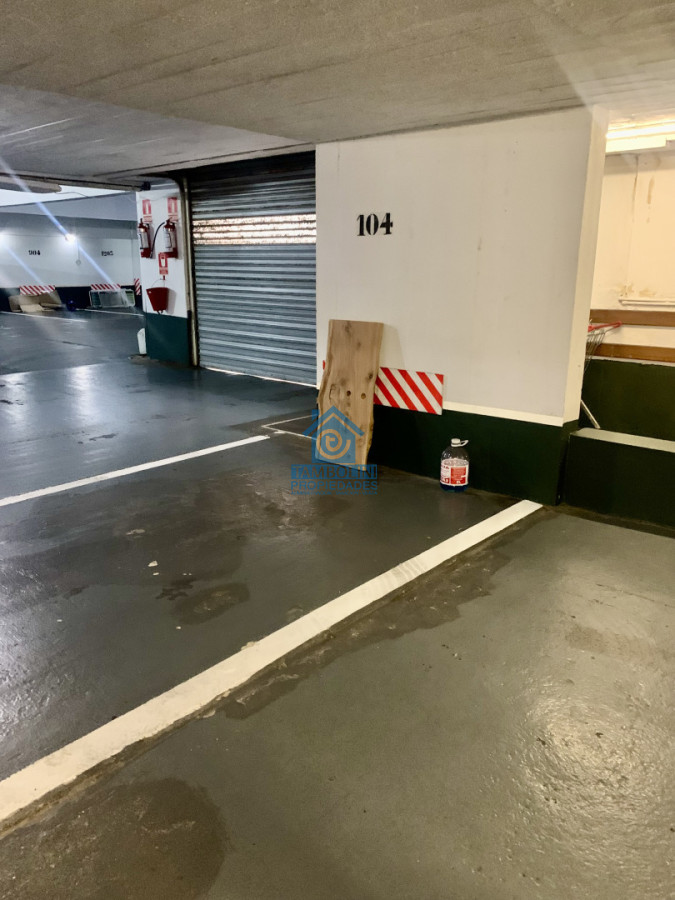 Apartamento ID.1160 - Punta del Este - Península Venta 2 dormitorios + dependencia.