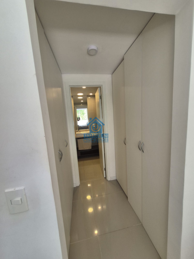 Apartamento ID.1150 - Apartamento en Venta de 2 dormitorios en Punta del Este  