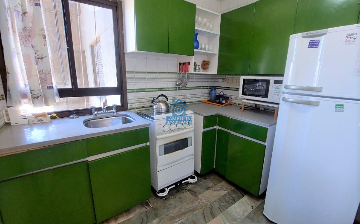 Apartamento ID.587 - En venta departamento en Parquemar Center con panorama al mar.
