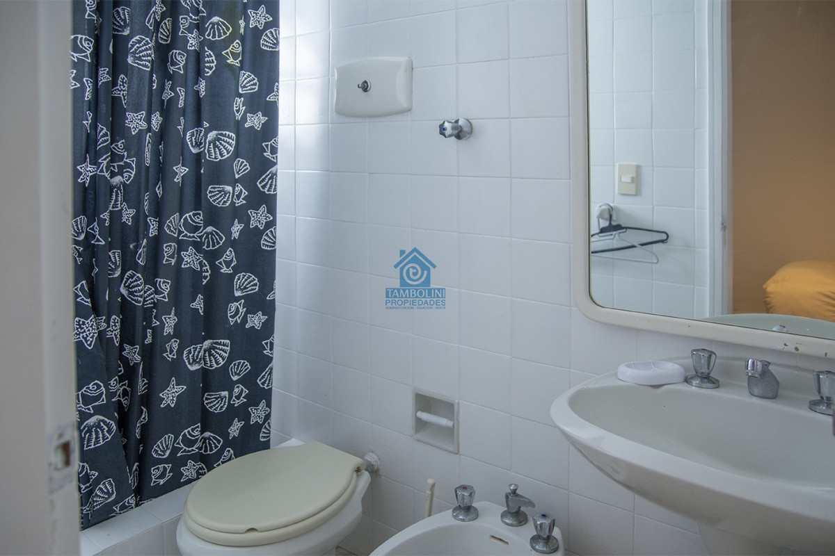 Apartamento ID.1119 - Hermosa vista y cómodos espacios a pasos del mar.
