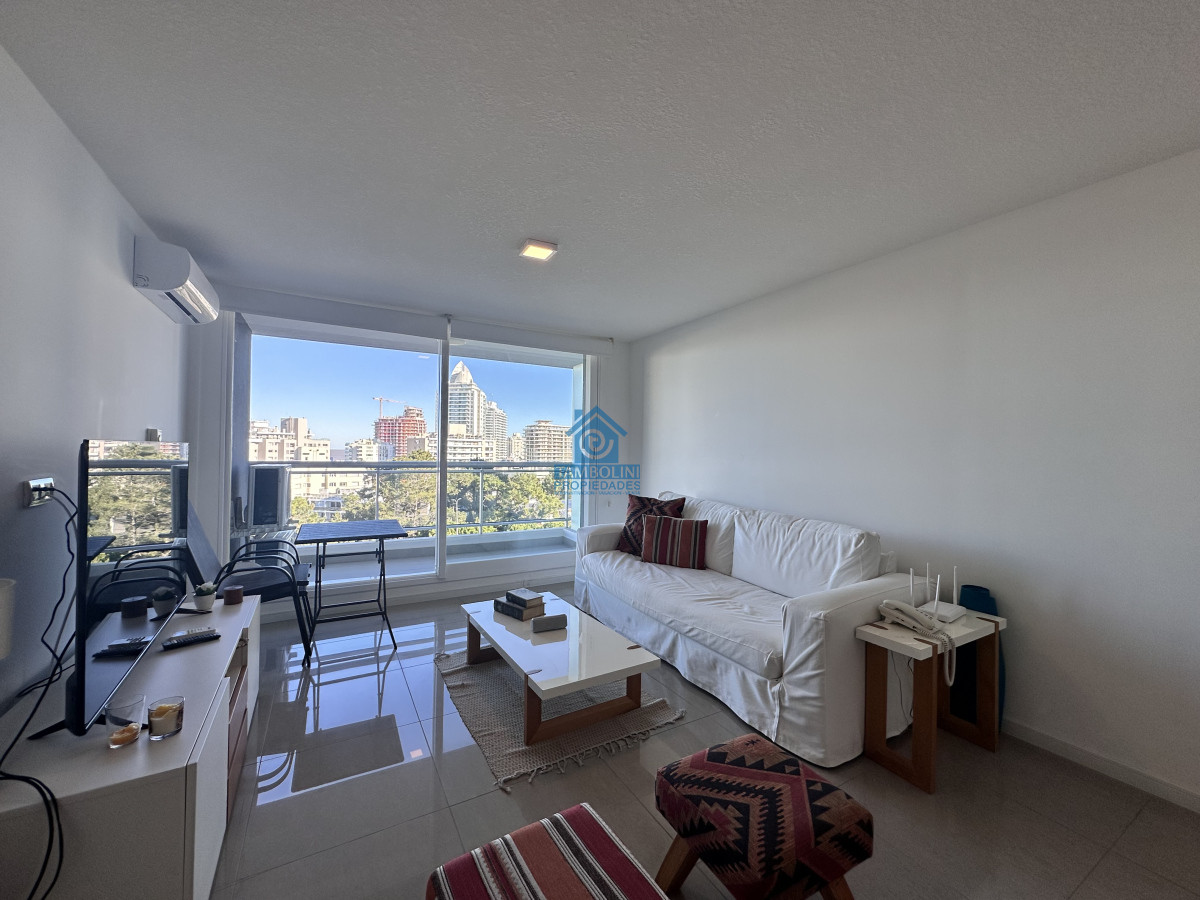 Apartamento ID.1091 - Vende departamento en Torre One II, Punta del este