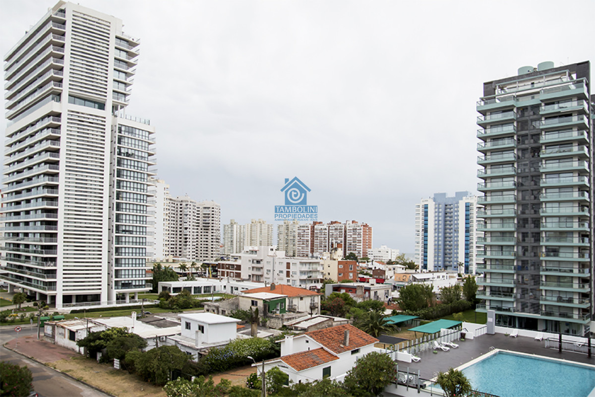 Apartamento ID.1136 -  Departamento en venta y alquiler de 3 dormitorios en Playa Brava , Punta del este 