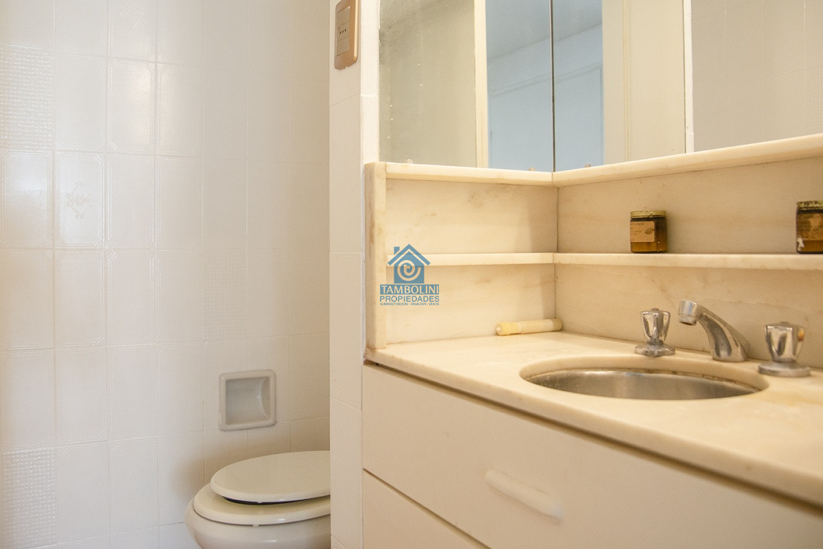 Apartamento ID.1119 - Hermosa vista y cómodos espacios a pasos del mar.