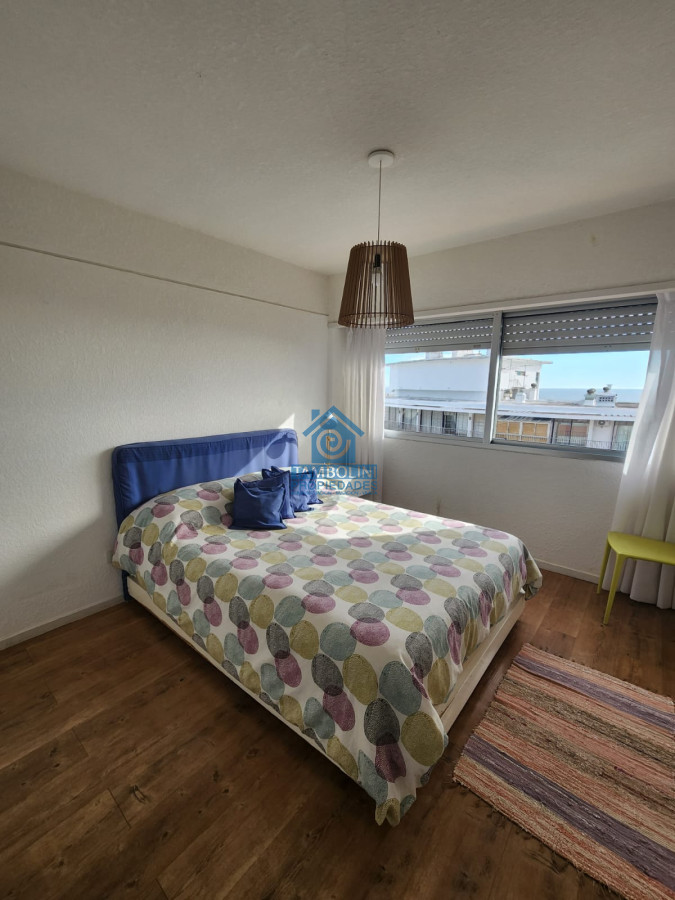 Apartamento ID.1125 - Apartamento en Venta de 3 dormitorios en Península , Punta del este 