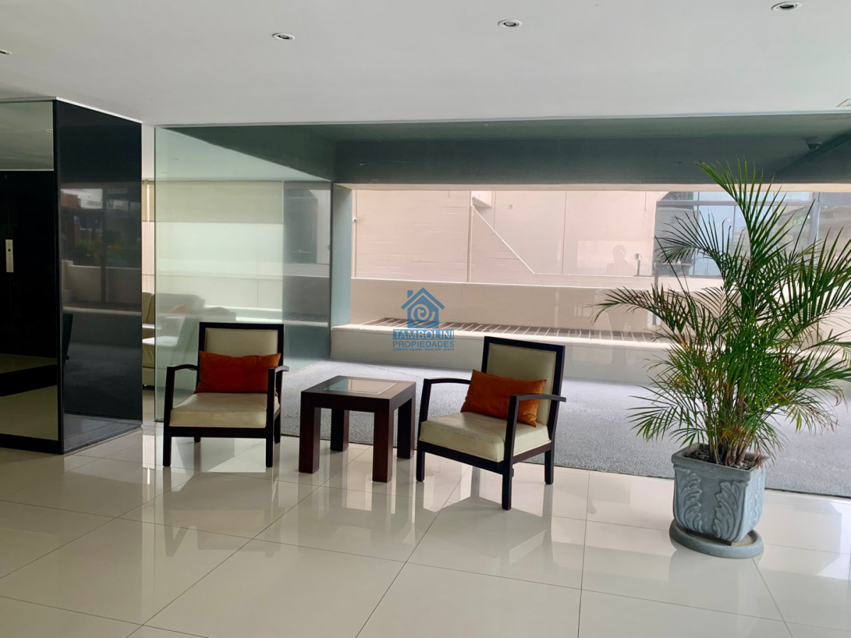 Apartamento ID.1160 - Punta del Este - Península Venta 2 dormitorios + dependencia.