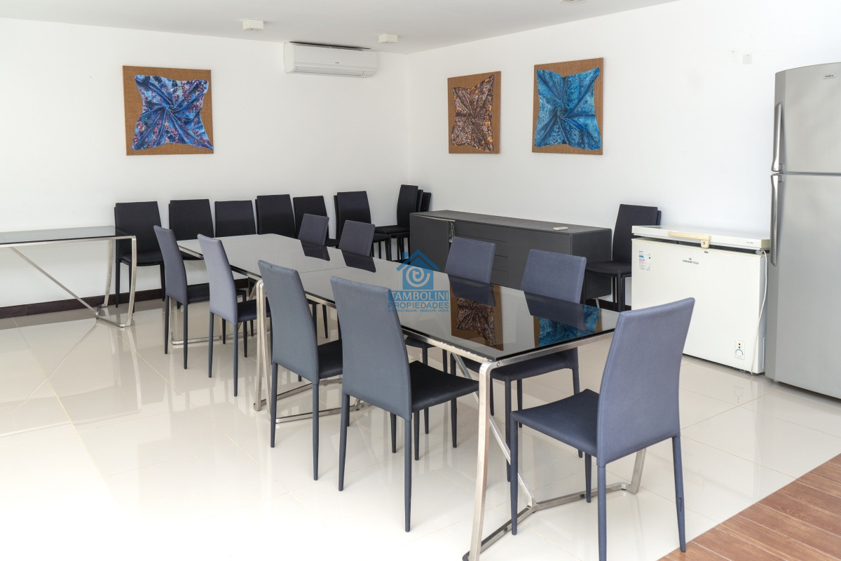 Apartamento ID.964 - PH en playa mansa , departamento en Edificio Monet de 2 dormitorios, Punta Del Este