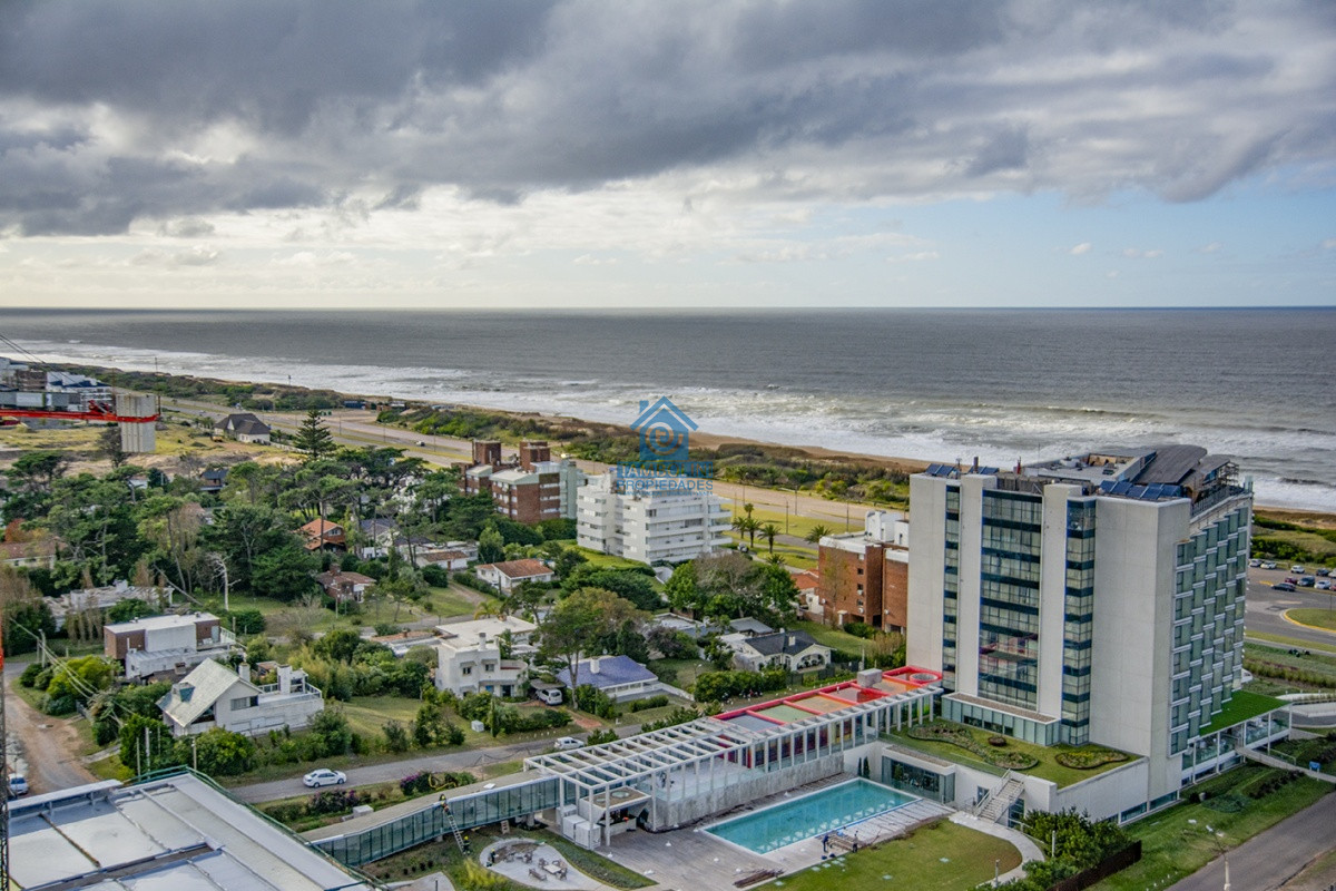 Apartamento ID.833 - Departamento en piso alto, Quartier del Mar, en venta.